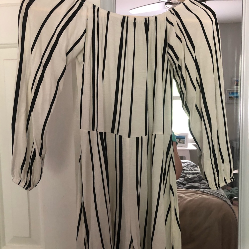 Boohoo Long sleeve romper! *NEVER WORN*